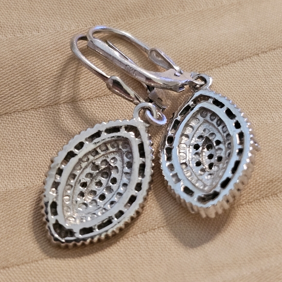 Yellow & White Diamond Leverback Earrings, 925 Silver, 14K YG/Platinum, 0.24 cts - Picture 5 of 9